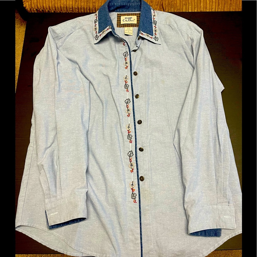 Woman blouse